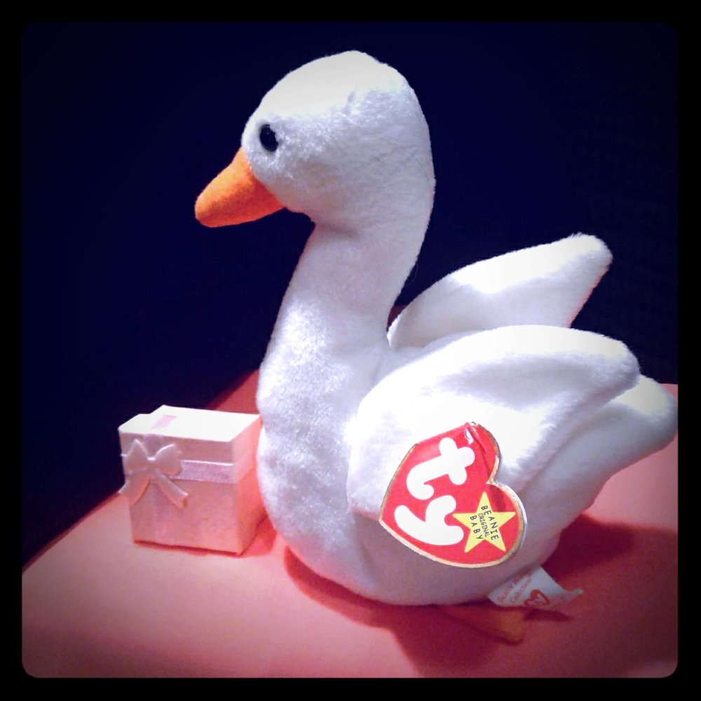 TY beanie babies "Gracie"